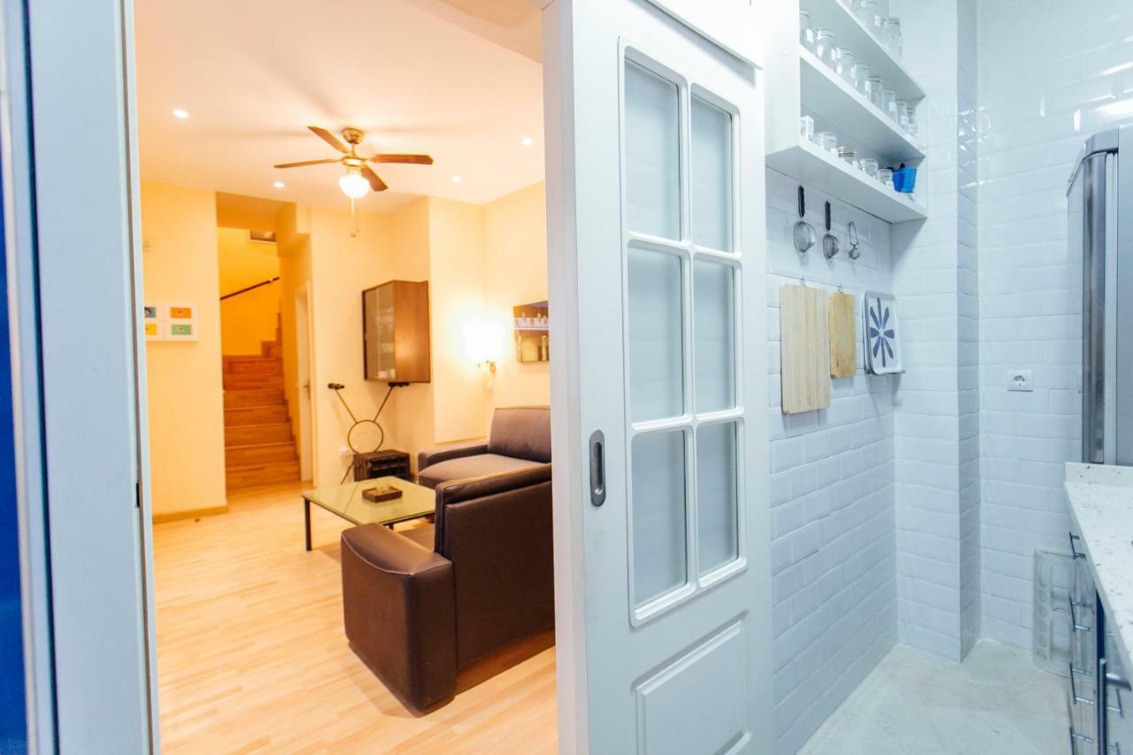 דירות סביליה Bright Duplex W/ Terrace מראה חיצוני תמונה